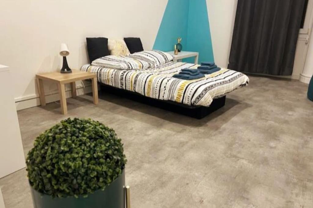 Apartment Label Etape - 2min Gare - Wifi - Terrasse